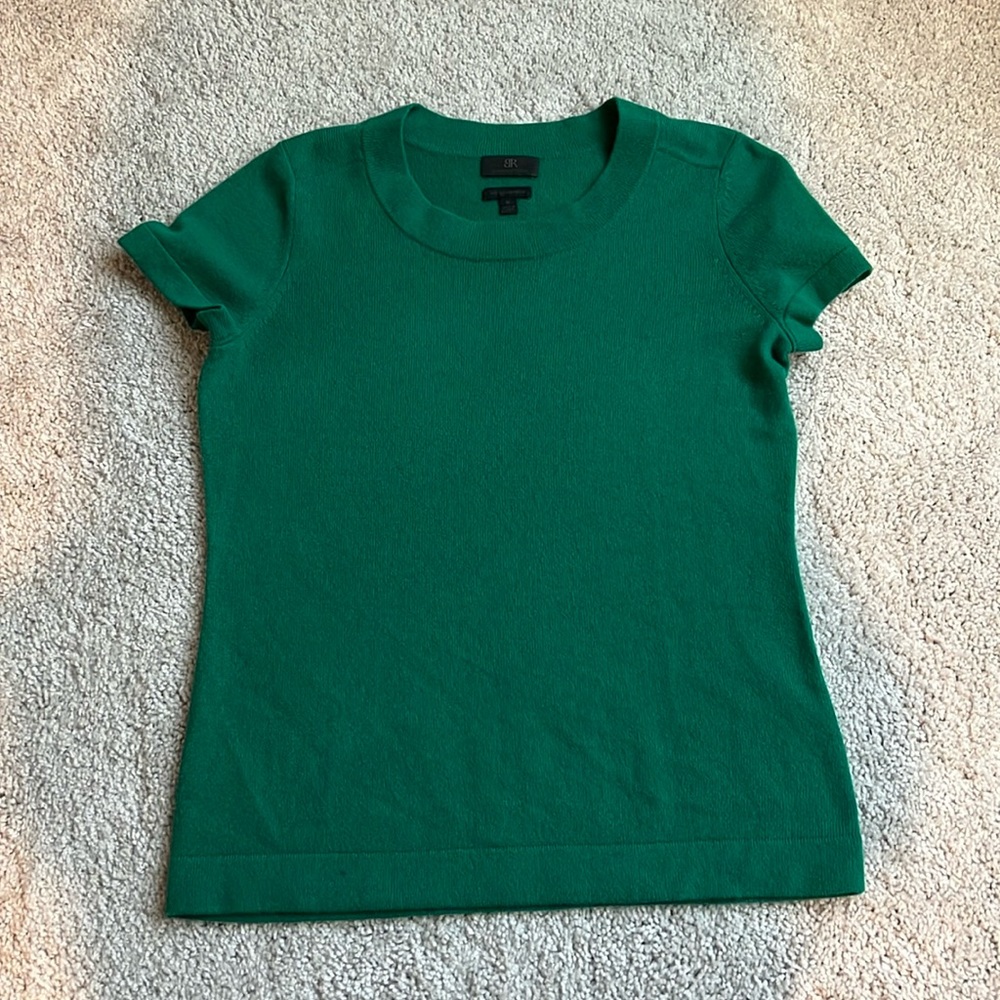 Banana Republic 100% cashmere short sleeve green sweater